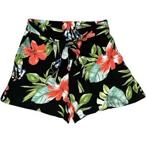 TRIBAL Women’s Floral Black Shorts NWOT
